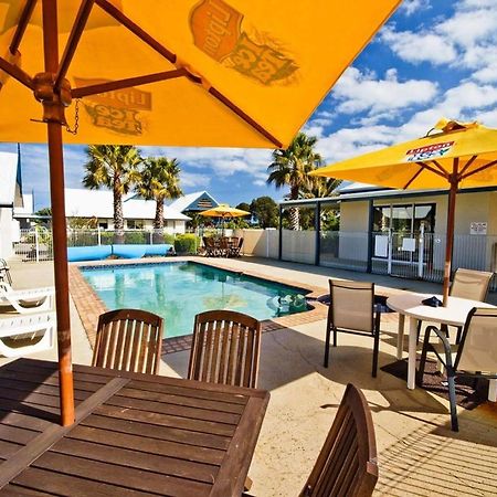 Torquay Tropicana Motel Екстериор снимка