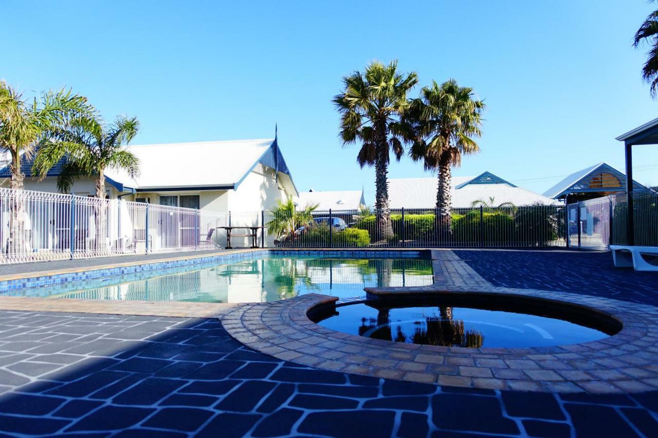 Torquay Tropicana Motel Екстериор снимка