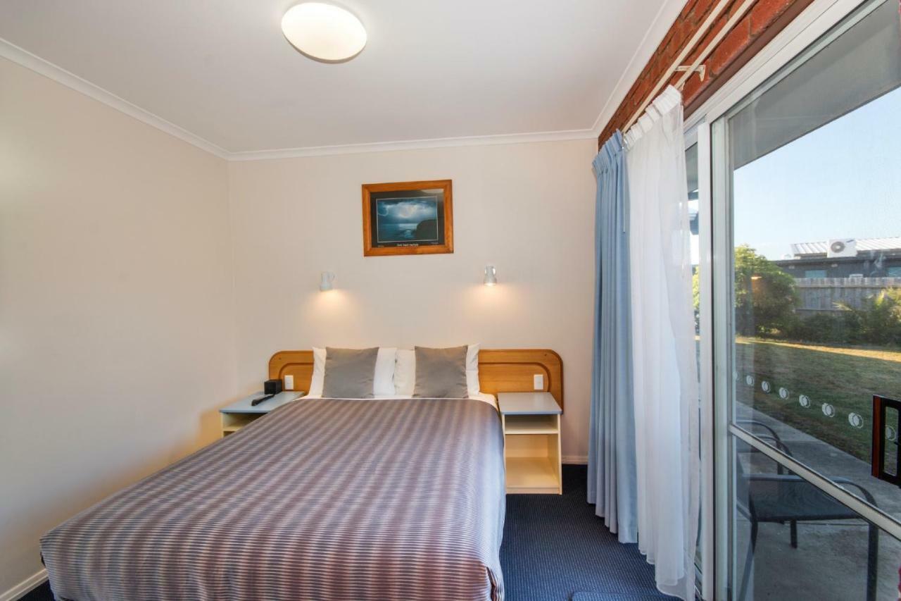 Torquay Tropicana Motel Екстериор снимка